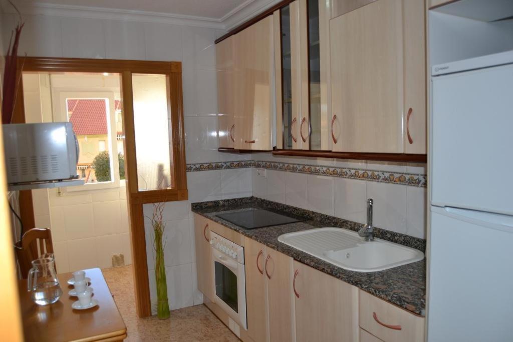 Apartamentos Turísticos Puerto Tomás Maestre La Manga del Mar Menor Esterno foto